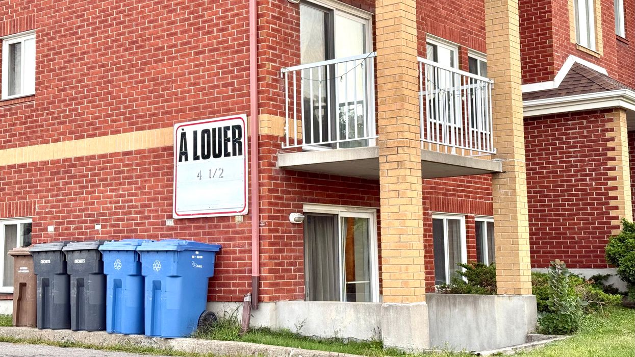 Un bloc appartement.