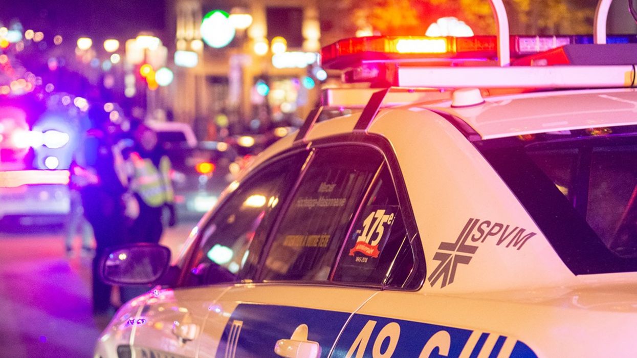 Un conducteur de 21 ans perd le contrôle et fonce dans une bijouterie à Montréal