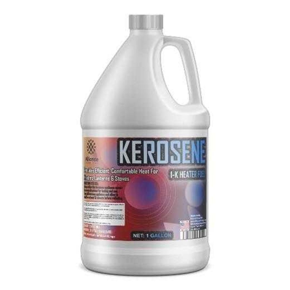 Un contenant portatif de combustible de chauffage au k\u00e9ros\u00e8ne 1-K \u00ab Kerosene \u2014 K1 Clean Burning Fuel \u00bb.
