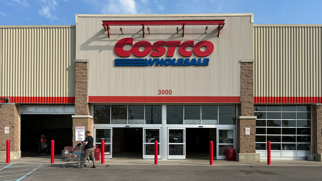 Un entrepôt Costco.