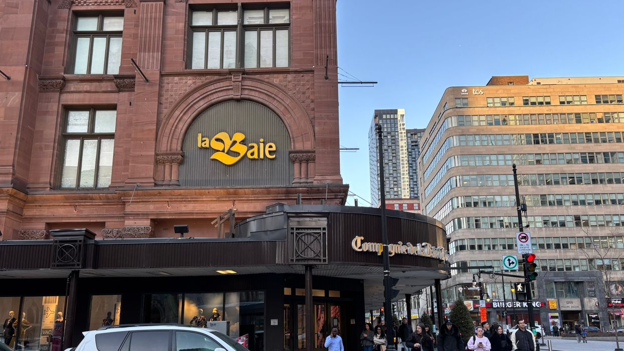 Un La Baie à Montréal.