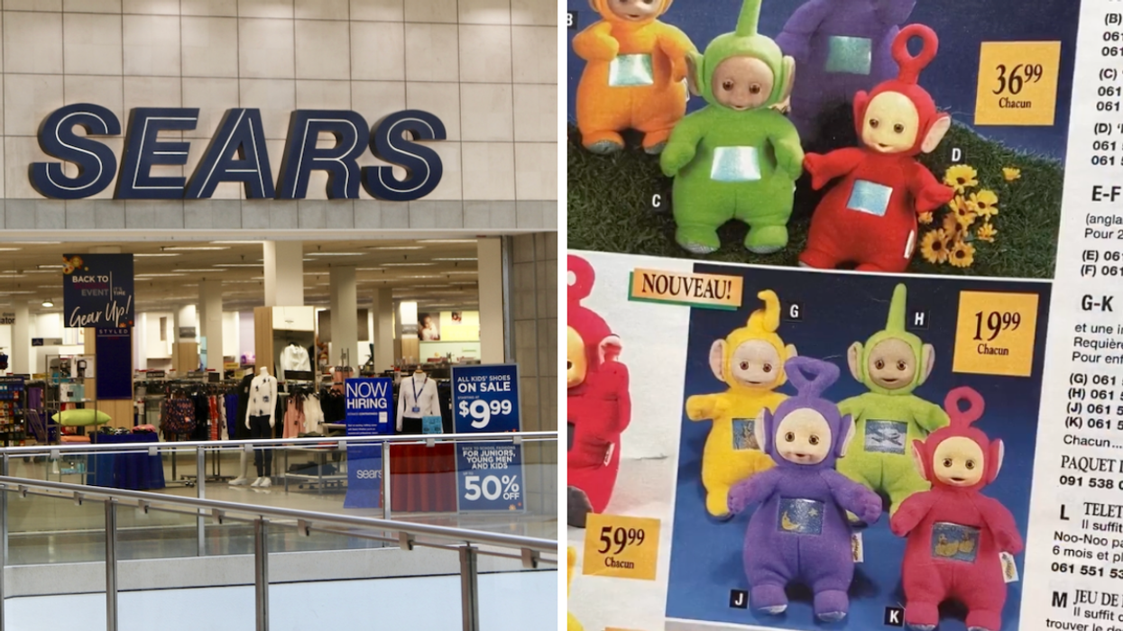 Un magasin Sears. Droite : Un catalogue de Noël Sears.