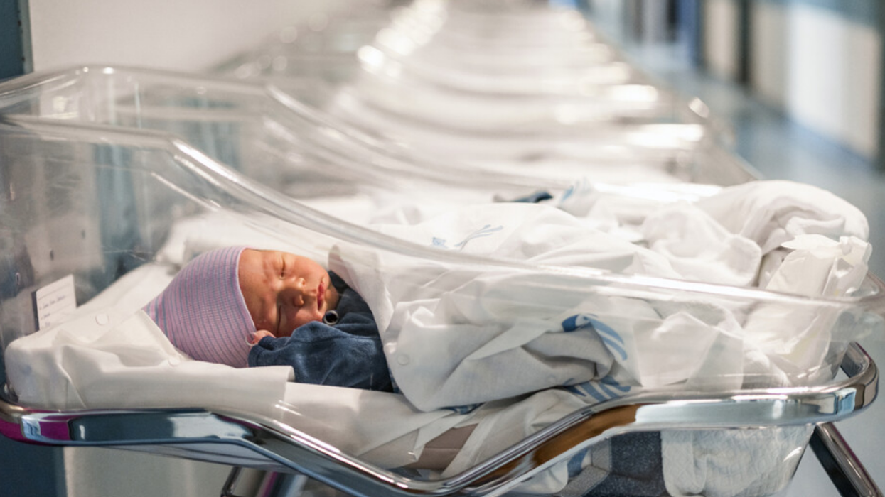 Un nouveau-né à l'hôpital.