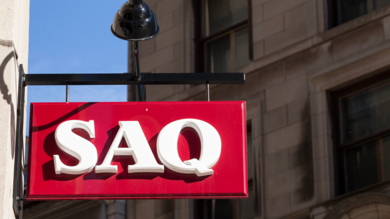 Un panneau SAQ.