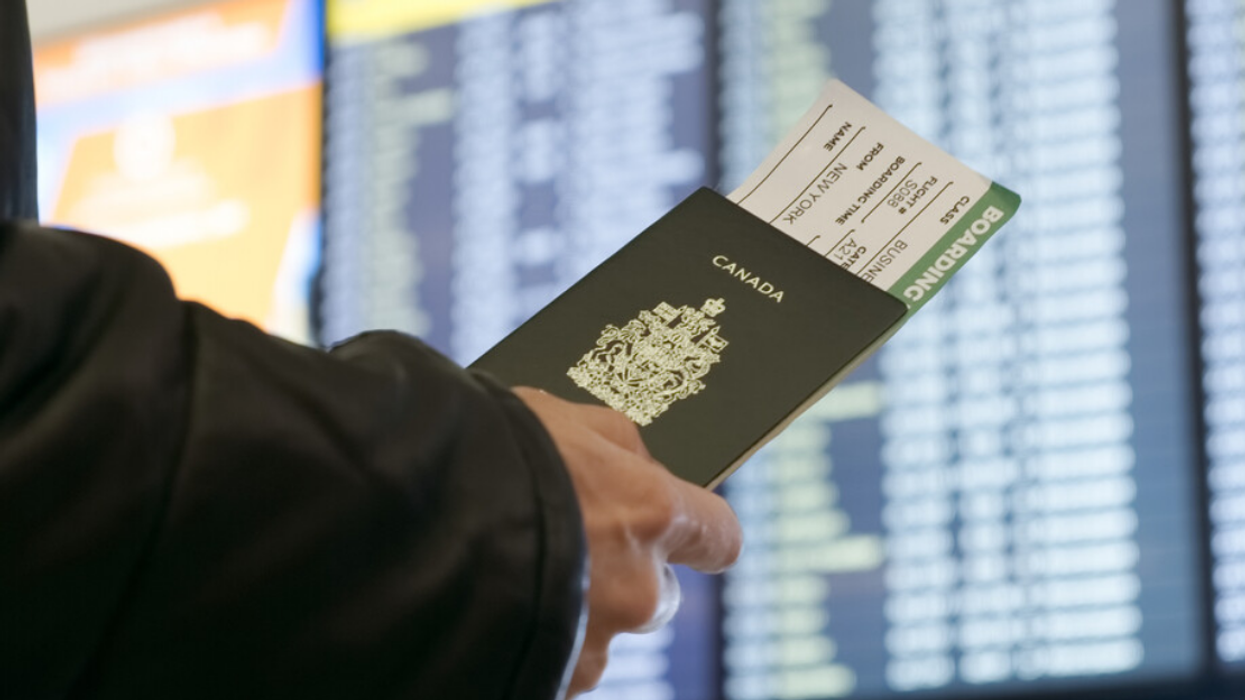 Un passeport canadien.