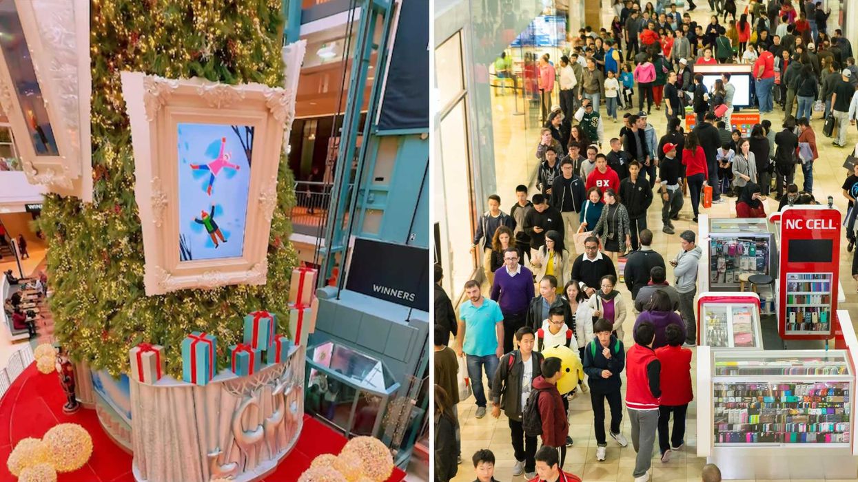 Un sapin de Noël. Droite : un centre commercial bondé.