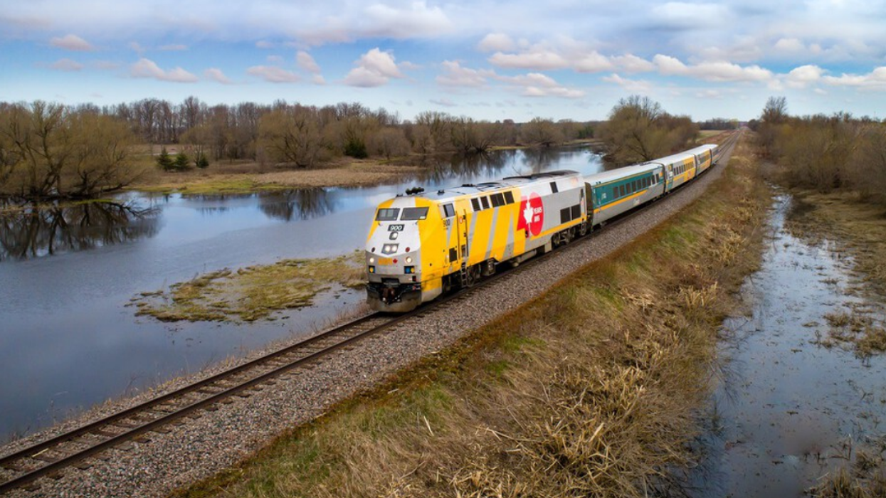 Un train VIA Rail Canada.