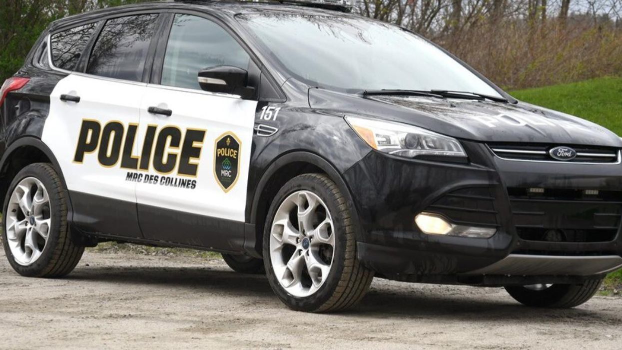 Un véhicule de patrouille de la police de MRC des Collines-de-l'Outaouais.