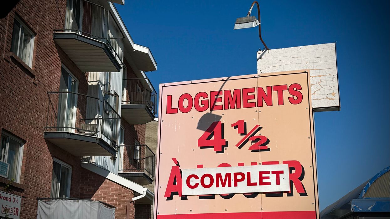 Une affiche « À Louer ».