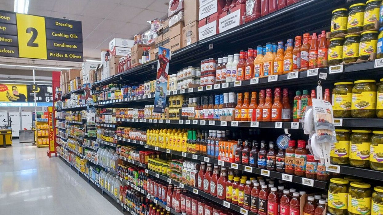 Une allée d'épicerie.