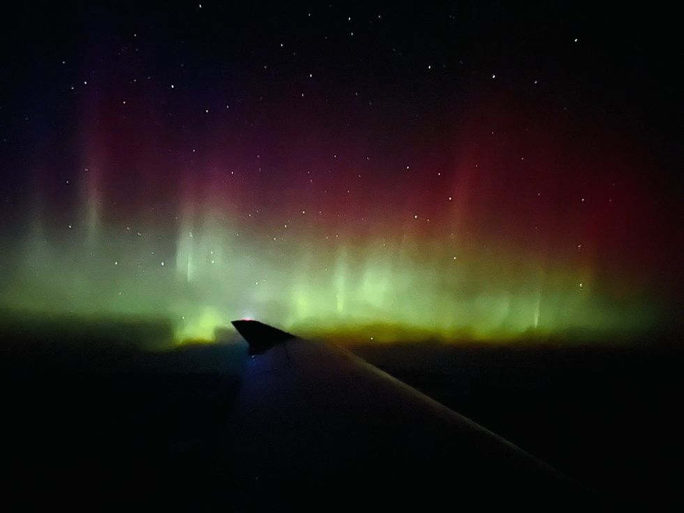 Une aurore bor\u00e9ale entre Sept-Iles et La Romaine, ce jeudi 9 mars 2023.
