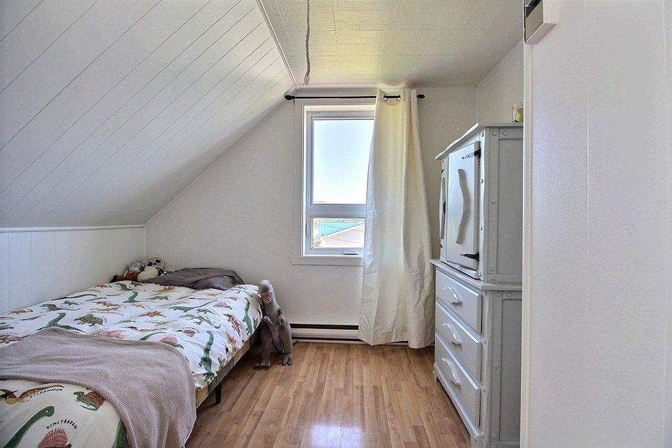 Une chambre de la maison en Gasp\u00e9sie.