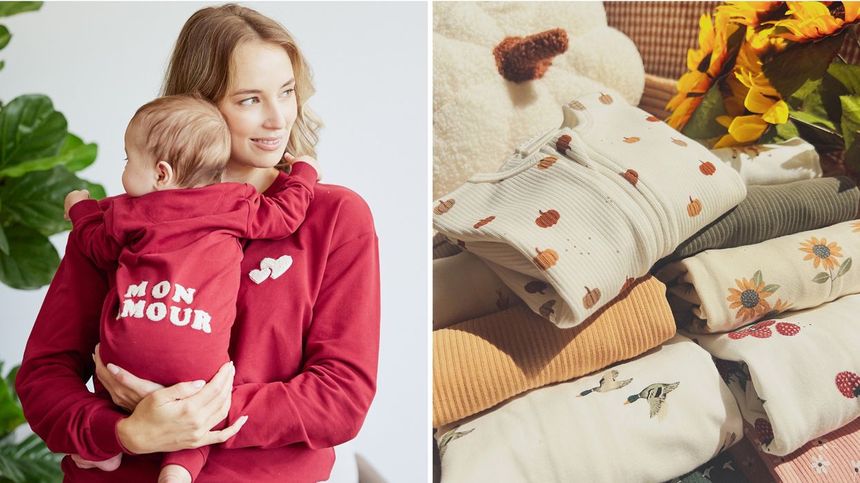 Une femme et un bébé. À droite : des vêtements d'enfants.