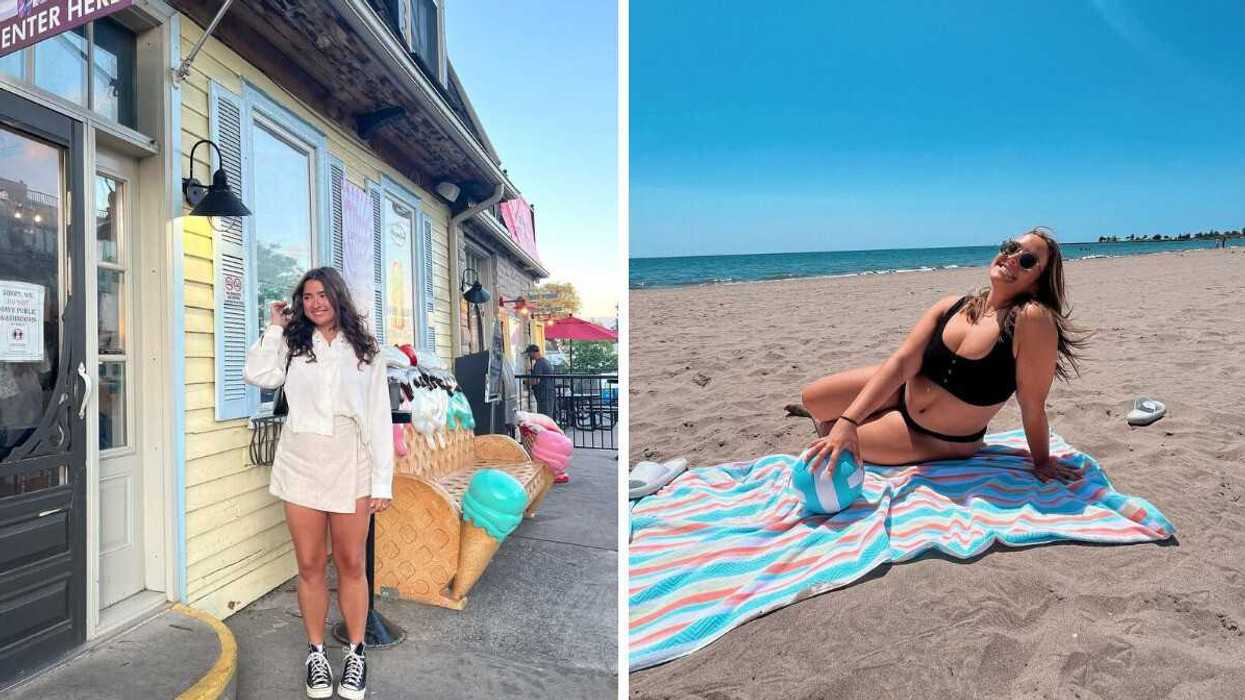 Une personne debout près d’un comptoir de crème glacée. À droite : une personne sur une plage.