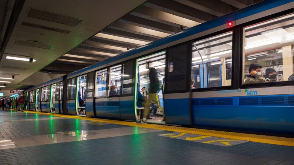 Une rame du métro de Montréal.