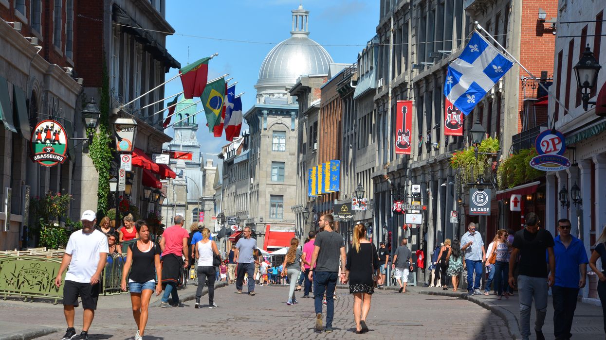 Une rue du Vieux-Montréal.