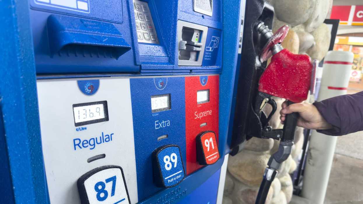 Une station d'essence.