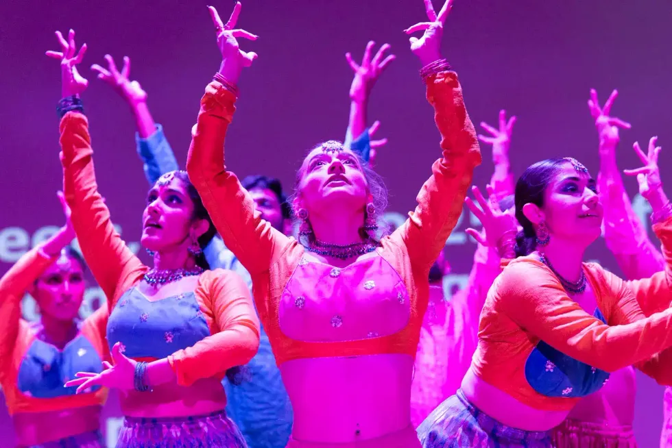 Une troupe de danse.