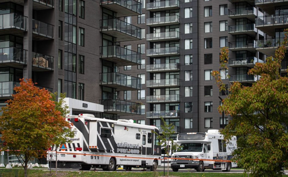 V\u00e9hicules d'urgence sur place \u00e0 Brossard