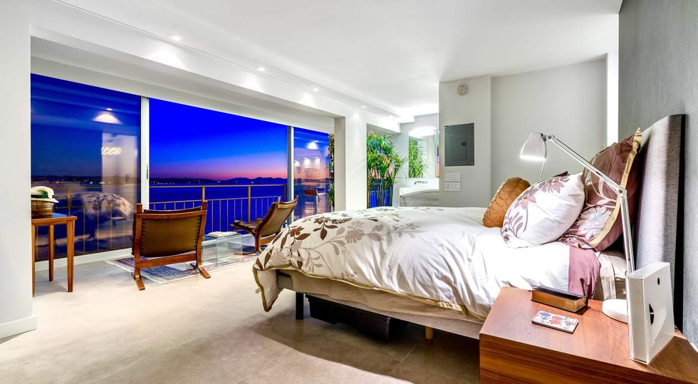 vancouver condo for sale