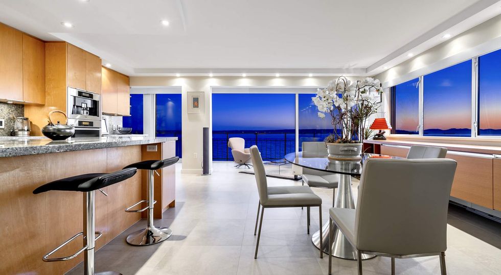 vancouver condo for sale