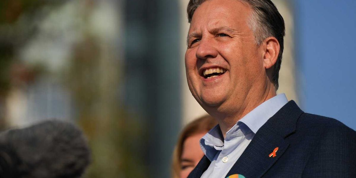 Vancouver’s ex-mayor says minister investigated Vancouver’s ex-mayor says minister investigated