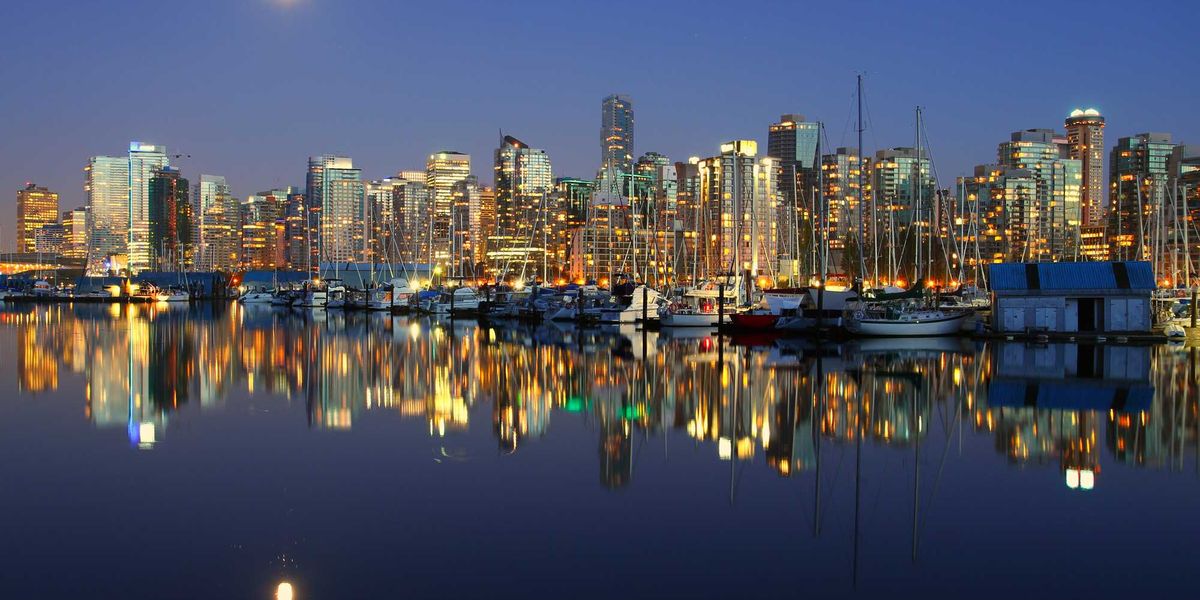 A meteor in Vancouver last night caused a giant fireball & sonic boom (VIDEO) A meteor in Vancouver last night caused a giant fireball & sonic boom (VIDEO)