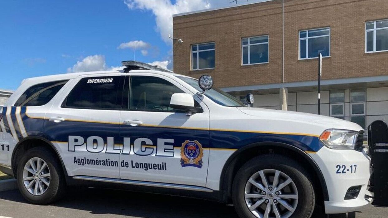 Véhicule de police du service de l'agglomération de Longueuil.
