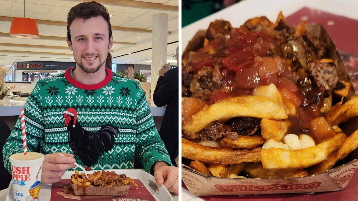 Vincent devant une poutine à la tourtière. Droite : Poutine à la tourtière.