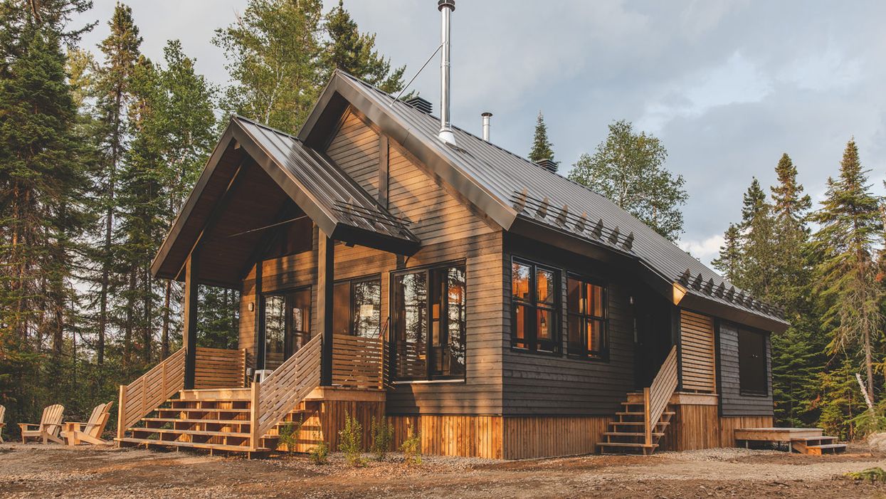 Voici les règles en zone rouge si tu veux louer un chalet au Québec