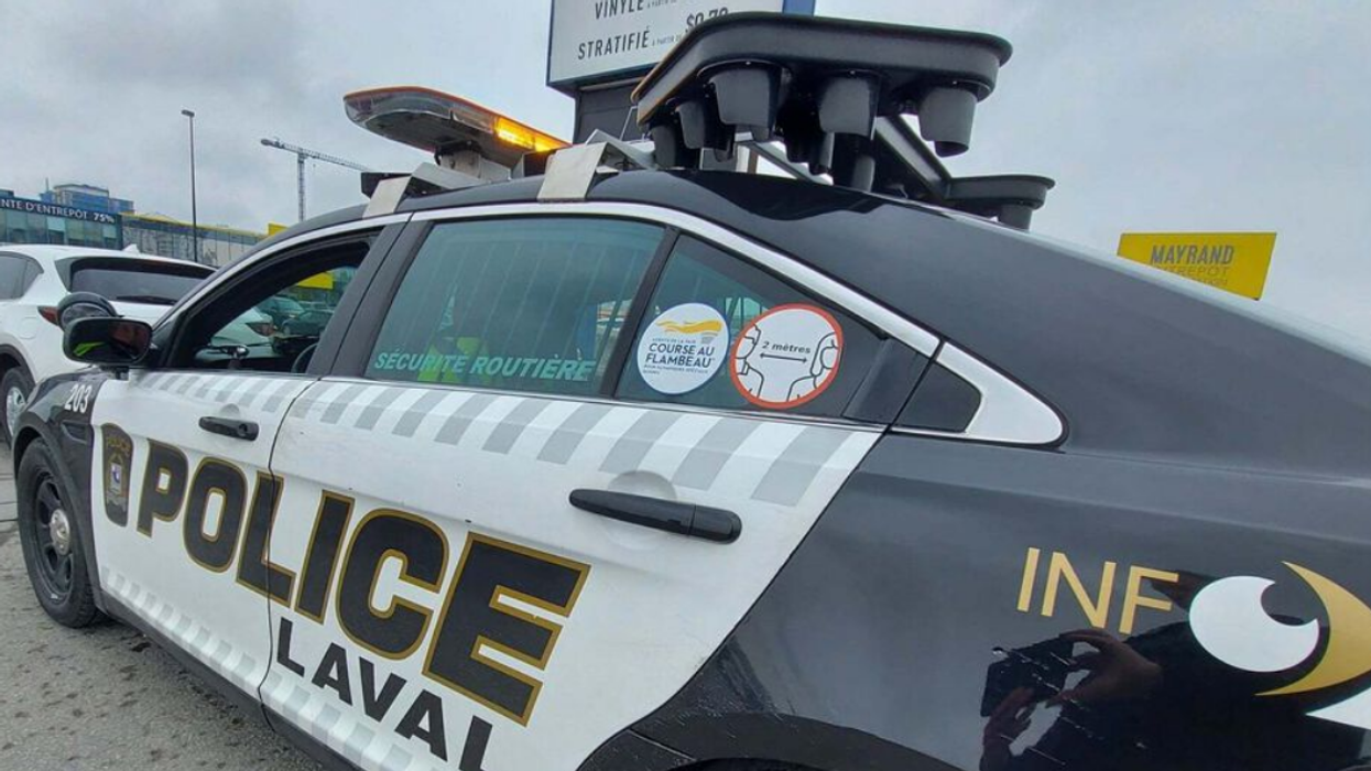 Voiture du Service de police de Laval.