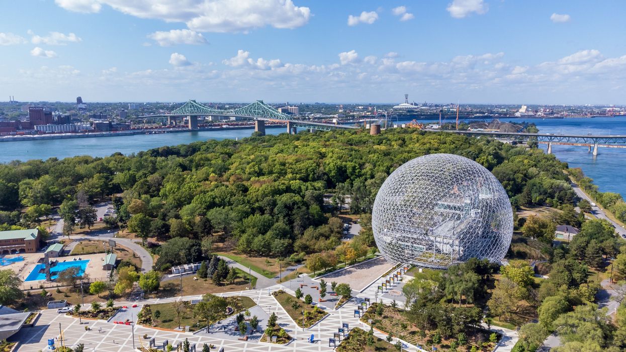 Vue sur le parc Jean-Drapeau et Montréal.