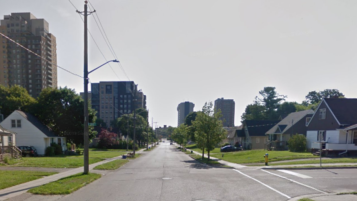 Waterloo House Party On Monday Had 100 People Attending & Police Had To Break It Up