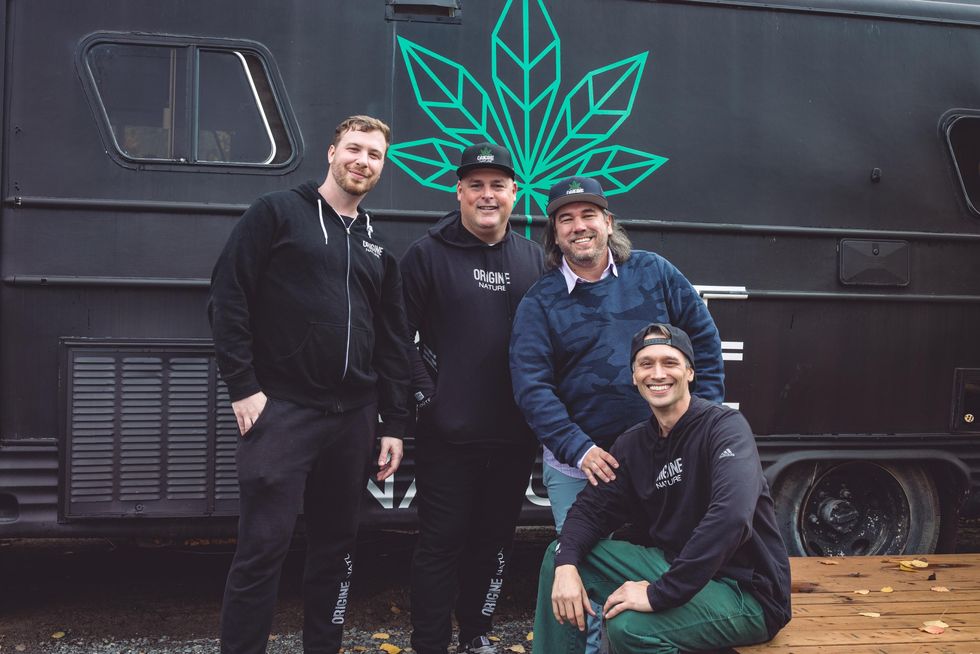 We Spoke To A Master Grower About Craft Cannabis & Here\u2019s What The Canadian Industry Is Like