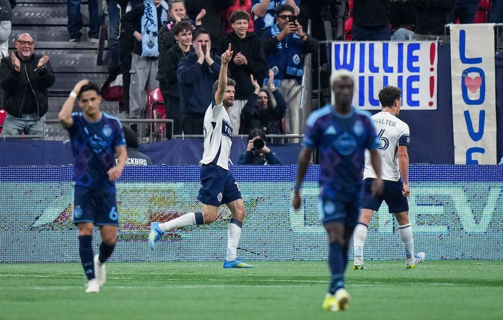 Whitecaps extend Muller through 'sprint season'