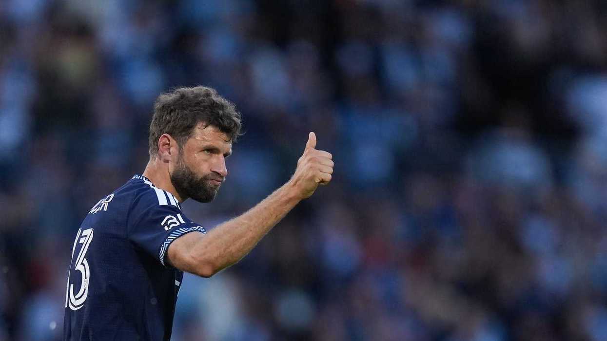 Whitecaps extend Muller through 'sprint season'