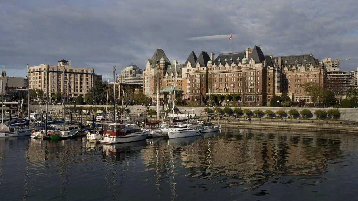 Workers at iconic B.C. hotel serve strike notice