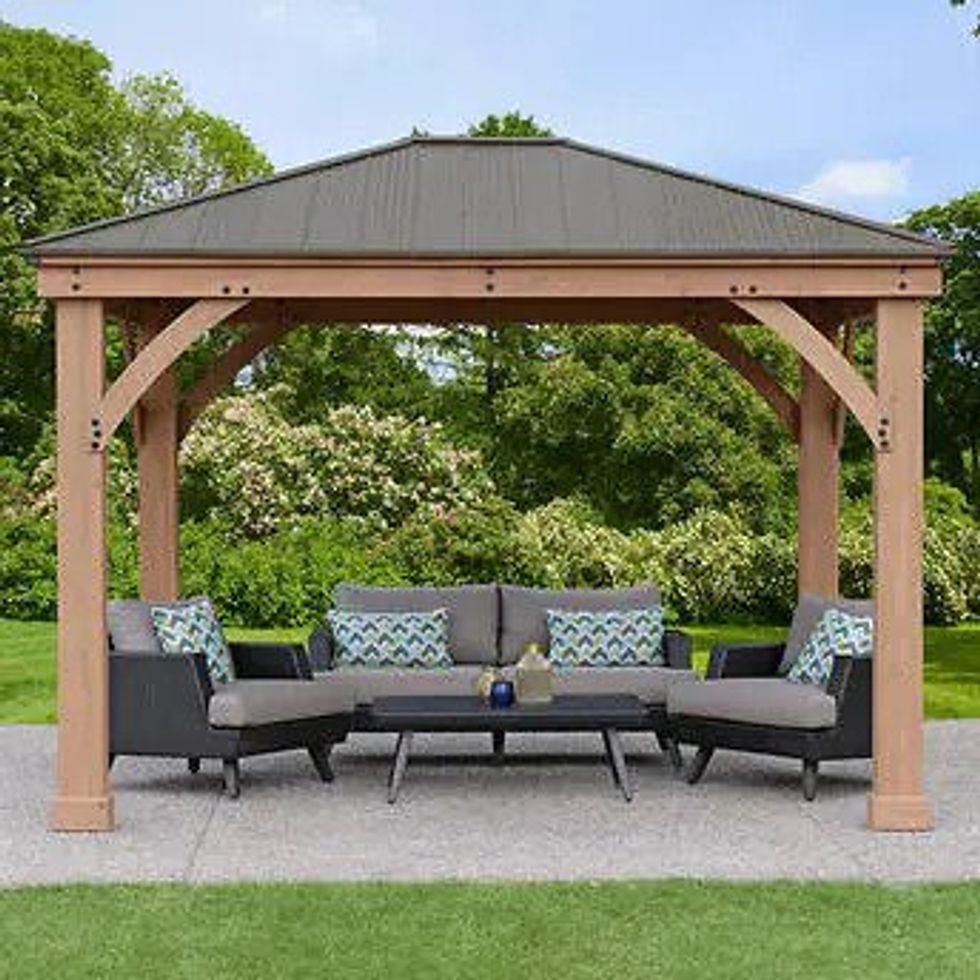 Yardistry Gazebo 12 ft. x 10 ft. with Aluminium Roof.