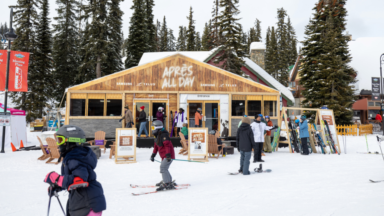 You can take the new Galaxy S25 Series on a scavenger hunt at Samsung's après-ski pop-up