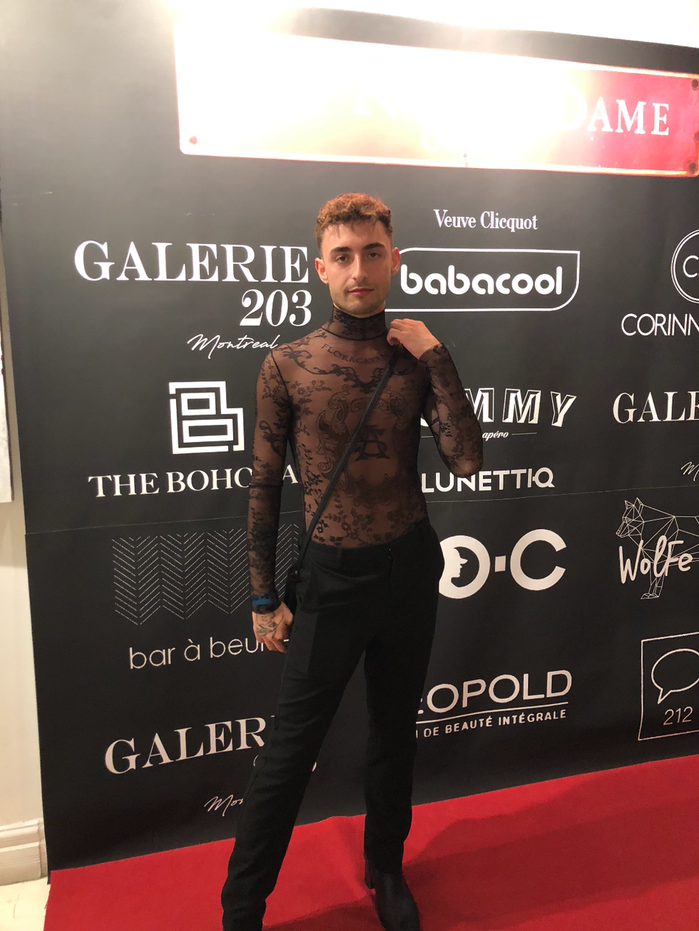 Zo\u00e9 Duval \u00e0 la soir\u00e9e d'Hugo Renzo.